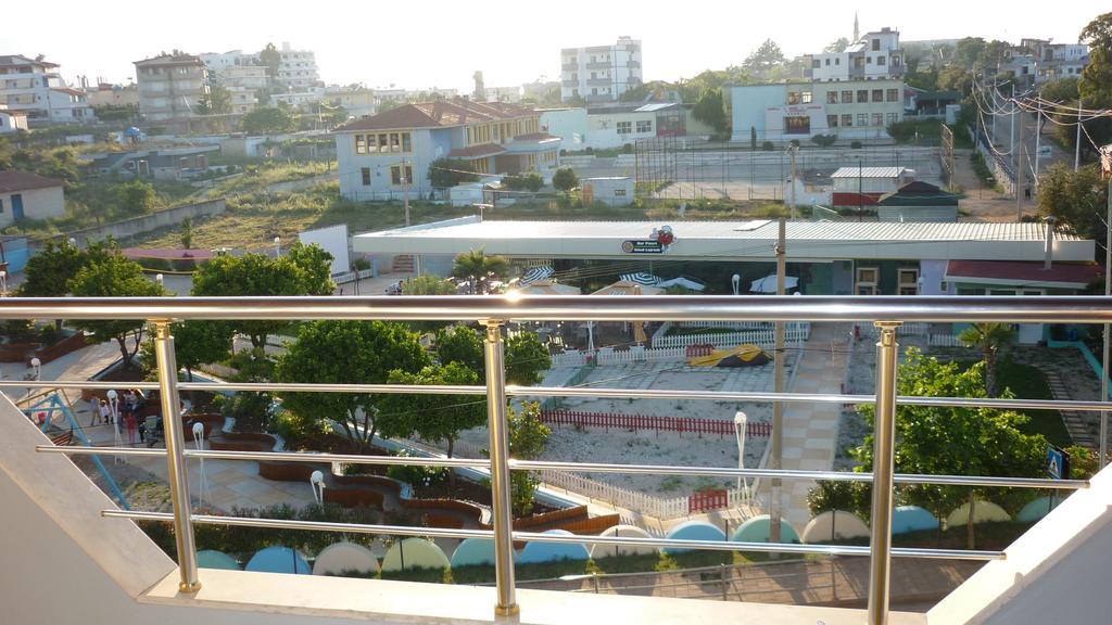 Hotel Ilio Ksamil Esterno foto